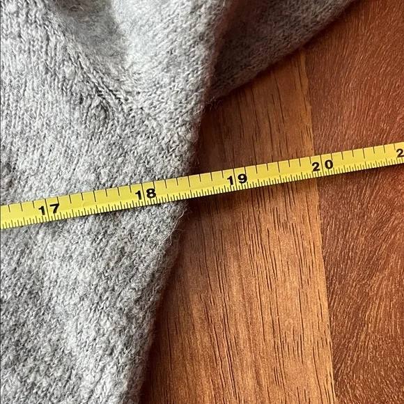 Like new Moda International Gray V-Neck Sweater - Picture 10 of 13